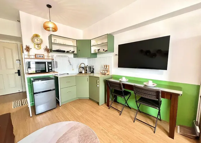 Emerald Escapes - Avida San Lazaro Near Ust-winford-sm アパートホテル