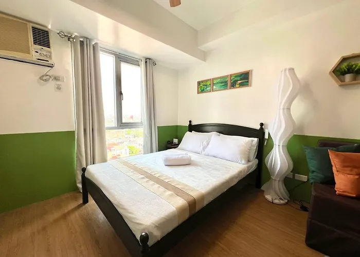 アパートホテル Emerald Escapes - Avida San Lazaro Near Ust-winford-sm マニラ市